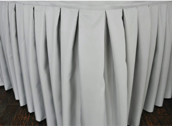 Table Skirt, Silver, 13'